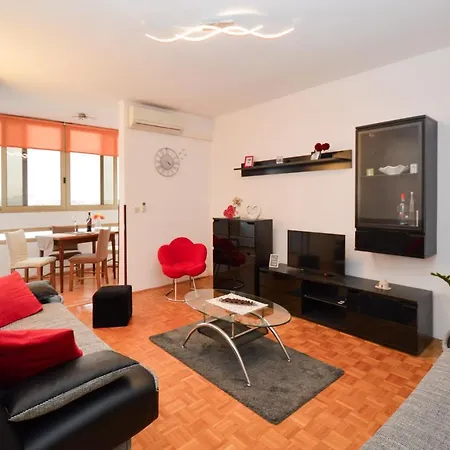 Anja Apartament