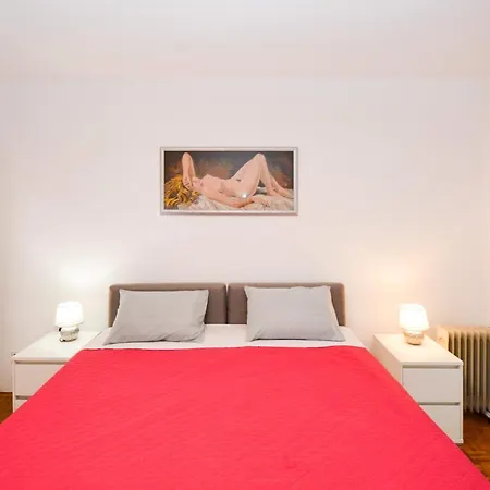 Apartament Anja *
